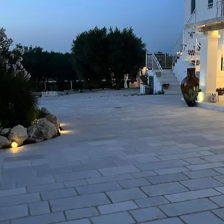 Casa Alle Colonne Holiday home Maruggio